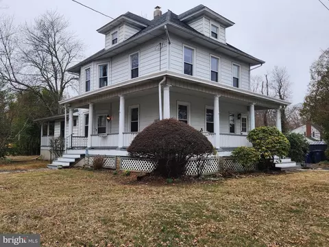 4 Denow Rd, Lawrenceville, NJ 08648