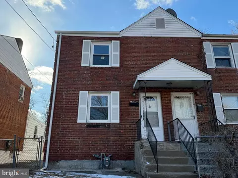 351 Oakland St, Trenton, NJ 08618
