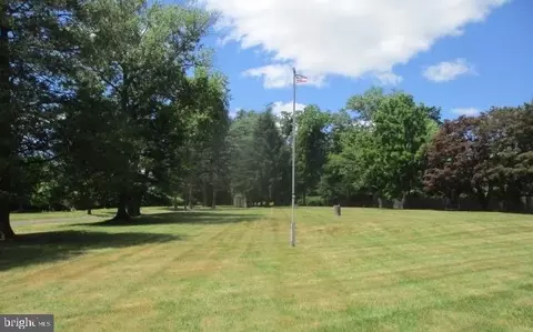 51 Franklin Corner Rd, Lawrenceville, NJ 08648