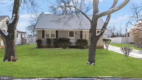 209 Claflin Ave, Trenton, NJ 08638