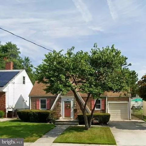 328 Independence Ave, Hamilton, NJ 08610