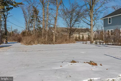 100 W Franklin Ave, Pennington, NJ 08534