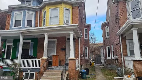 249 Highland Ave, Trenton, NJ 08618