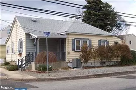 86 Olympia Ave, Hamilton, NJ 08610