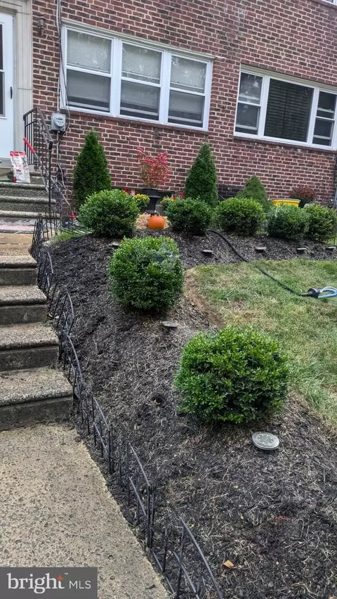 216 Whittlesey Rd, Trenton, NJ 08618