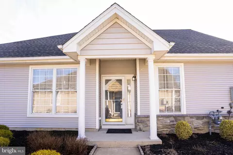 118 Caitlin Ln, Hamilton, NJ 08691