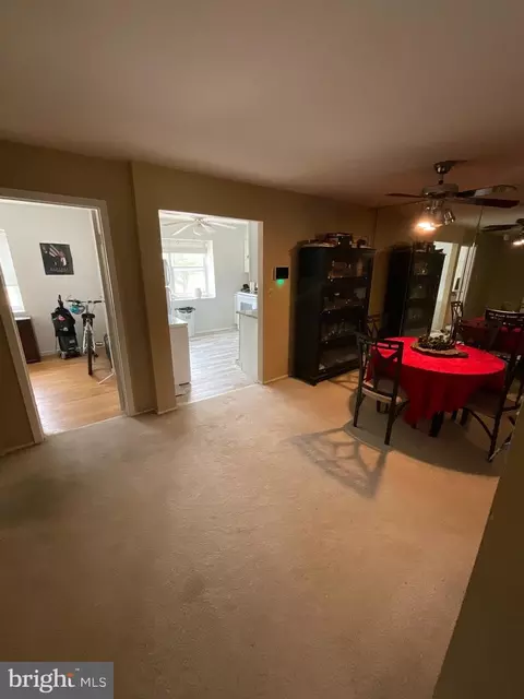 Entry Way - 413 Silver Ct, Hamilton, NJ 08690 photo 1 of 1