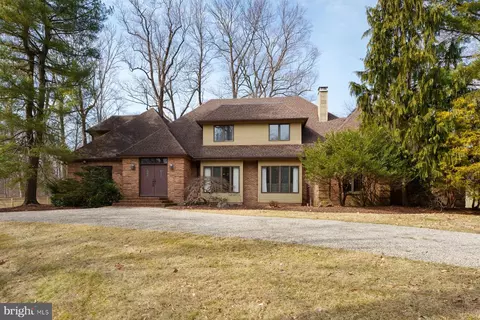 88 Bouvant Dr, Princeton, NJ 08540