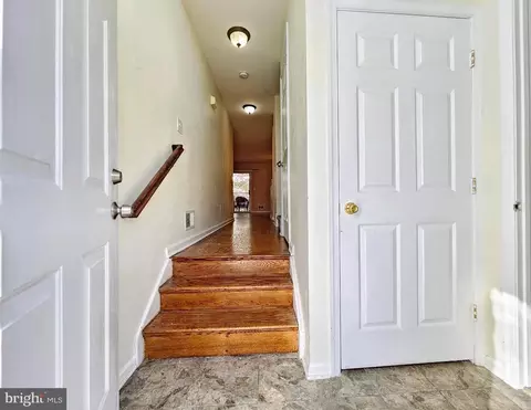 10 Stem Ct, Ewing, NJ 08638 photo 4