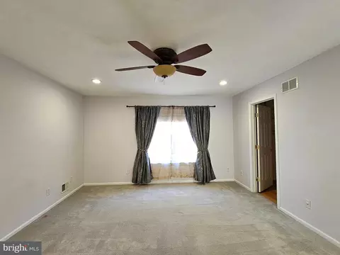 10 Stem Ct, Ewing, NJ 08638 photo 23