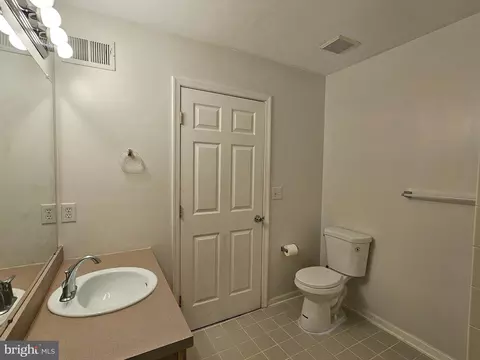 10 Stem Ct, Ewing, NJ 08638 photo 27