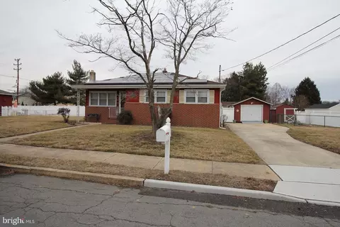 337 Montana Ave, Hamilton, NJ 08619