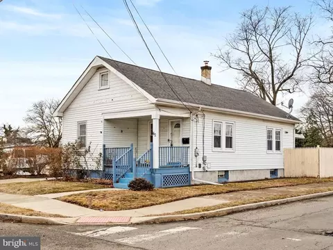 162 E Franklin St, Hamilton, NJ 08610