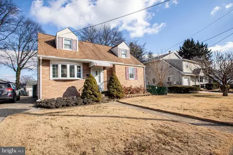 96 Corson Ave, Hamilton, NJ 08619