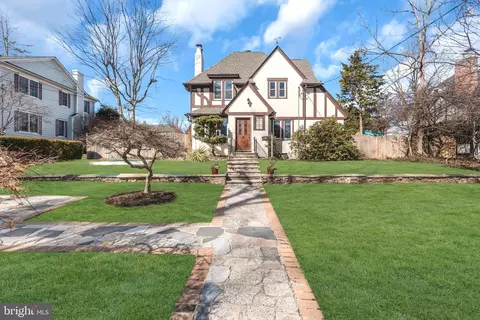 152 Terhune Rd, Princeton, NJ 08540