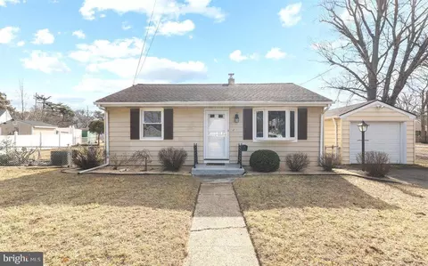 211 Eleanor Ave, Hamilton, NJ 08629