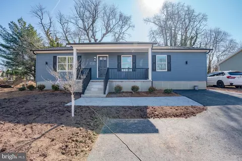 1130 Parkside Ave, Ewing, NJ 08618