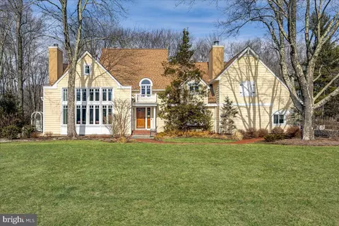 159 Moores Mill Mt Rose, Hopewell, NJ 08525