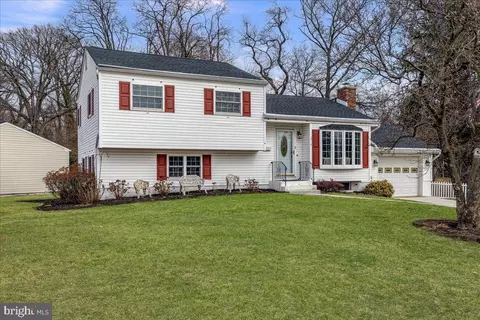 3 Hess Way, Hamilton, NJ 08610