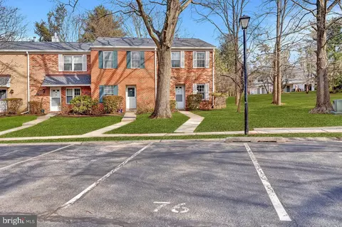 76 Sycamore Ct, Lawrence Township, NJ 08648