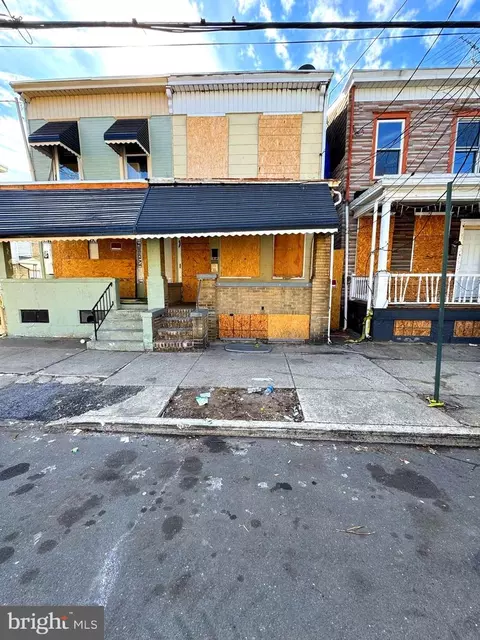 433 Elmer St, Trenton, NJ 08611