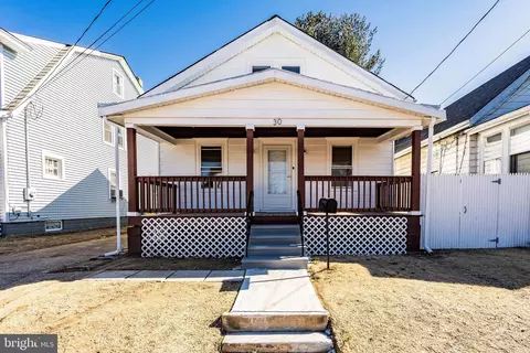 30 Andrew St, Trenton, NJ 08610