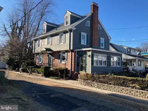 23 Grayson Ave, Hamilton, NJ 08619