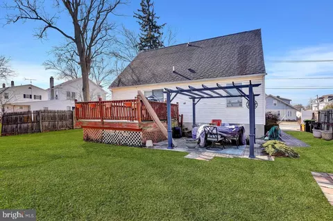 Exterior - 282 Weber Ave, Ewing, NJ 08638 photo 4 of 5