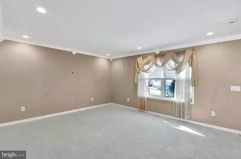 Living - 282 Weber Ave, Ewing, NJ 08638 photo 1 of 3