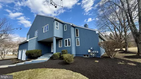 8 Margaret, West Windsor, NJ 08550