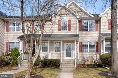 51 Hadley Dr, Robbinsville, NJ 08691