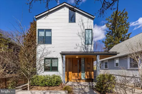 75 Leigh Ave, Princeton, NJ 08542