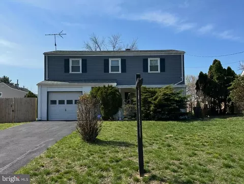 3 Duke St, Trenton, NJ 08618