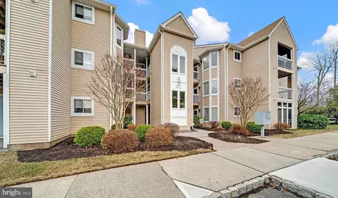 349 Silvia St, Ewing, NJ 08628