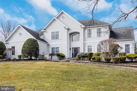 317 Christopher Dr, Princeton, NJ 08540