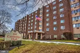 860 Lower Ferry Rd #4P, Ewing, NJ 08628