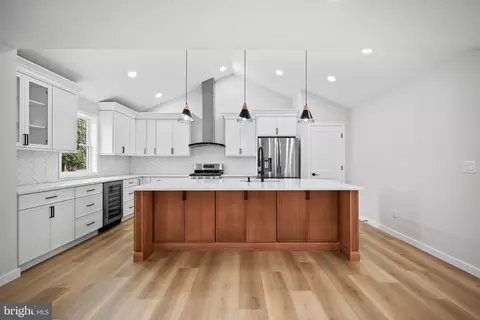 428 S Post Rd, Princeton Junction, NJ 08550