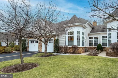 162 Copperfield Dr, Lawrenceville, NJ 08648