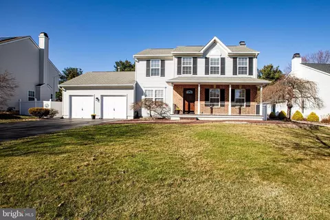 47 Foy Dr, Hamilton, NJ 08690