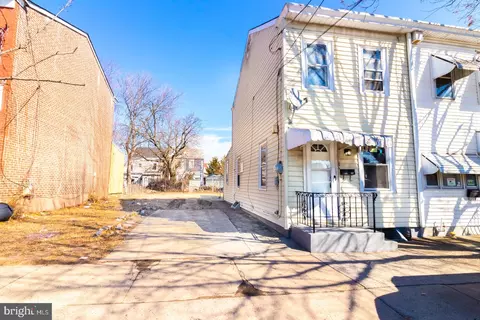660 Washington St, Trenton, NJ 08611