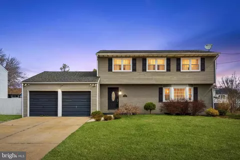 2310 Klockner Rd, Hamilton, NJ 08690