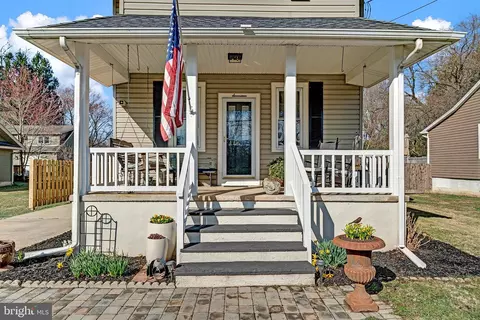 Exterior - 17 Van Duyn Dr, Ewing, NJ 08618 photo 3 of 9