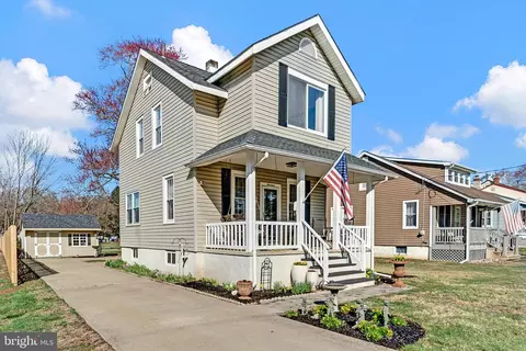 17 Van Duyn Dr, Ewing, NJ 08618