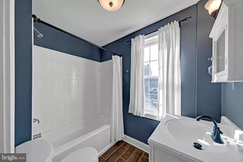 Bath - 17 Van Duyn Dr, Ewing, NJ 08618 photo 1 of 1