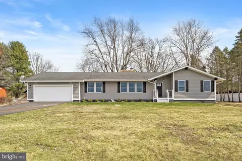 1037 Old York Rd, Hightstown, NJ 08520