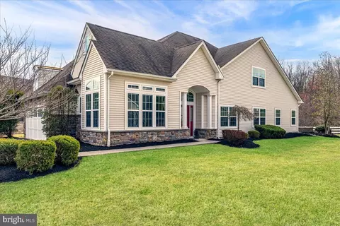 55 Tuscany Dr, Princeton Junction, NJ 08550