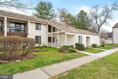 10 Avon Drive, East Windsor, NJ 08520