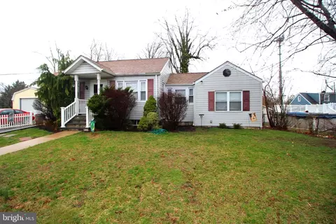 16 Alfred Ave, Trenton, NJ 08610