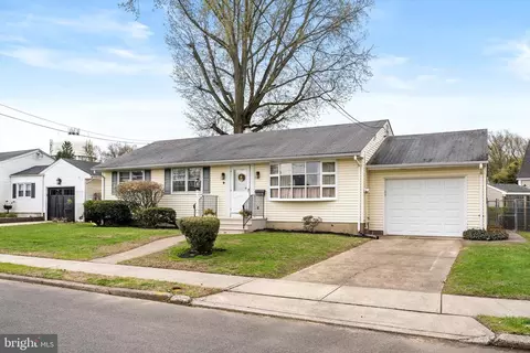 9 James Pl, Hamilton, NJ 08690