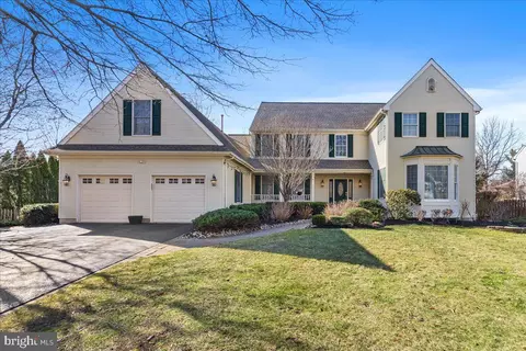 15 Dickens Dr, Princeton Junction, NJ 08550